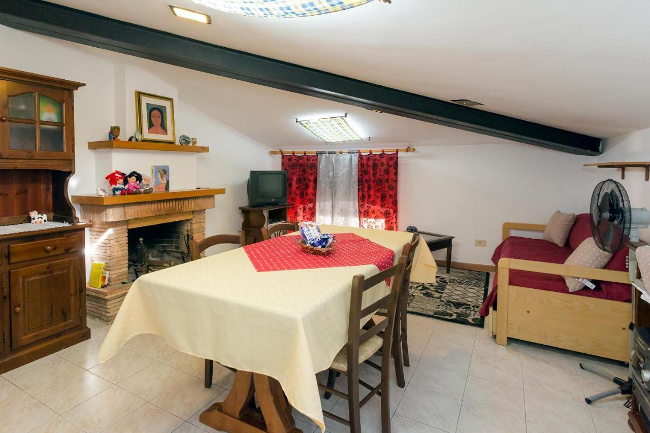 La Casa Delle Bambole Di Sangiovenale Apartment ออร์เวียโต ภายนอก รูปภาพ